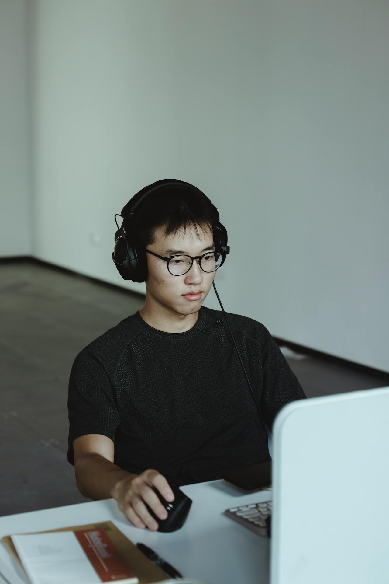 Setup meja kerja yang benar